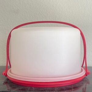 Tupperware Red and White Cake Carrier